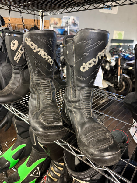 Used Daytona boots $75 - Moto Guild