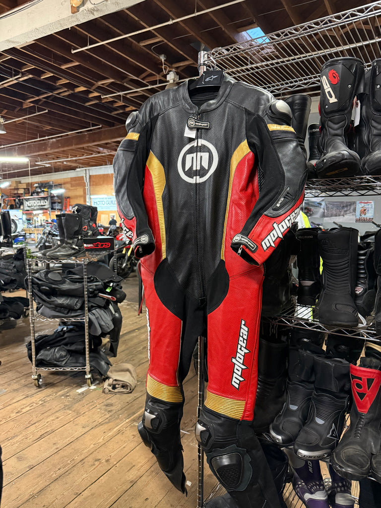 Motogear leather suit