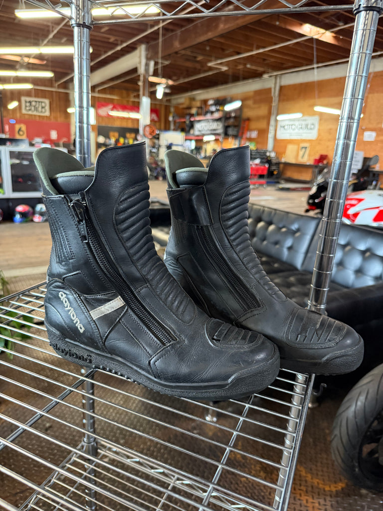 Daytona boots