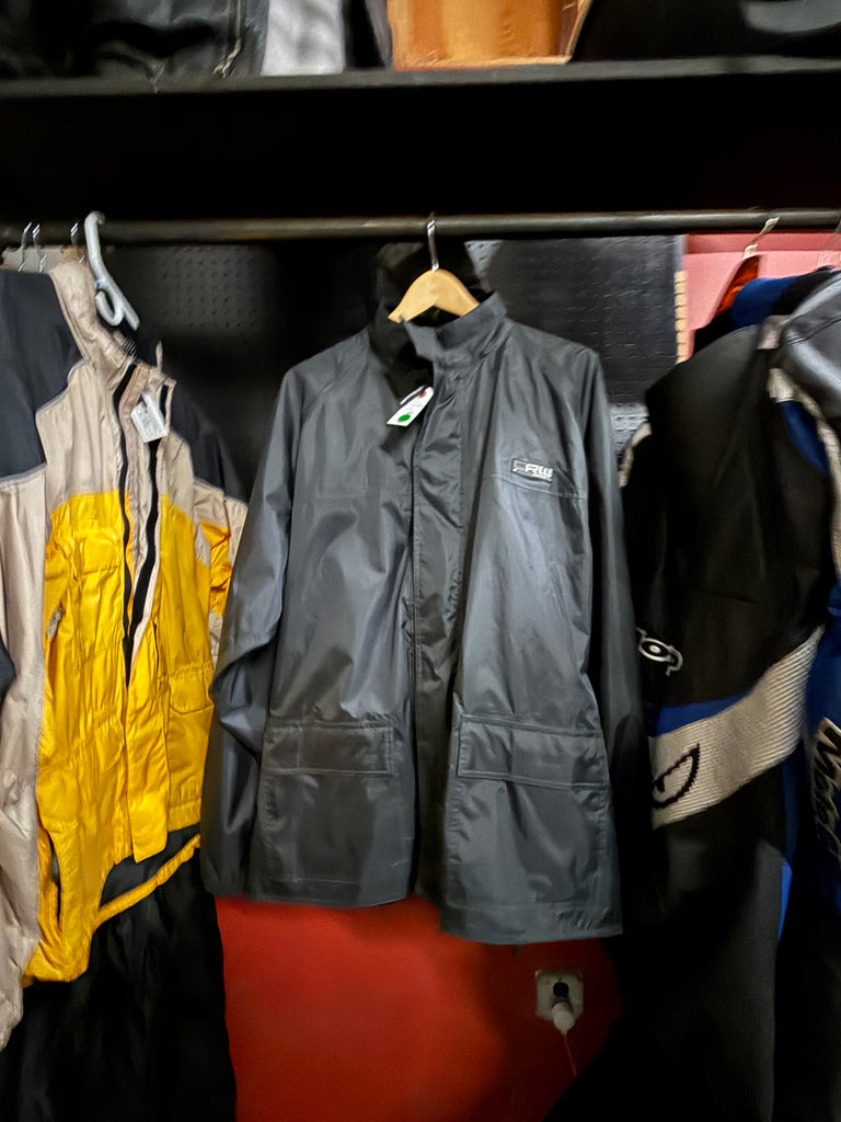 Rain suit