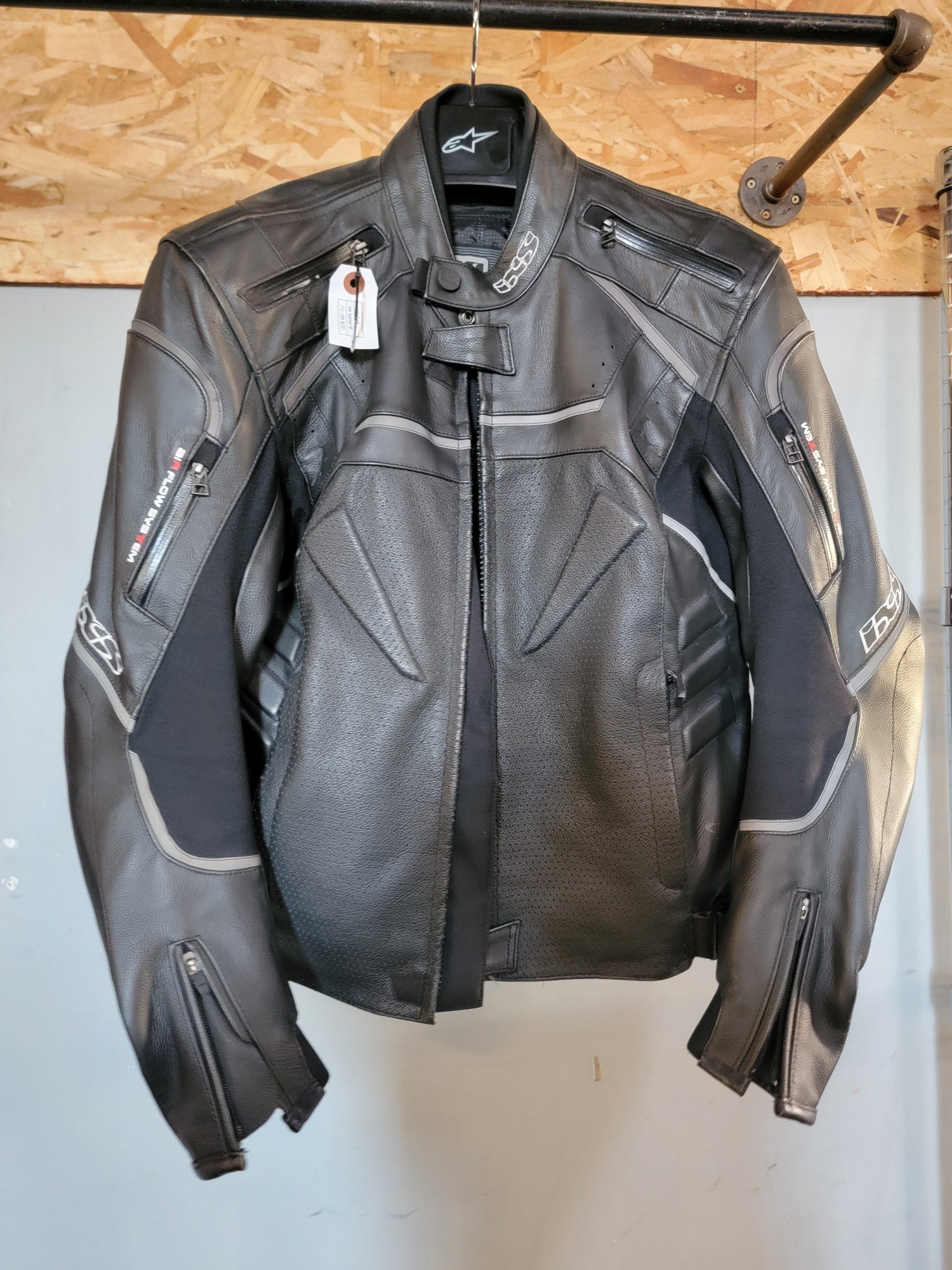 Used Black Leather Motorcycle Jacket $200 in San Francisco Moto